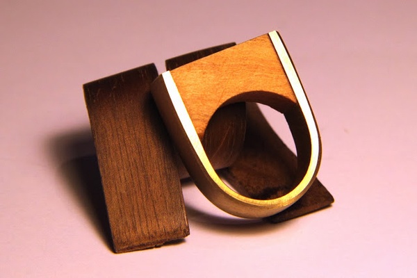 Bague en laiton et cerisier