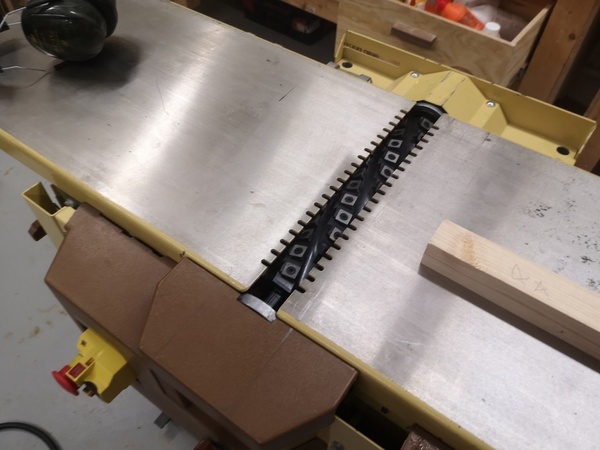 Un arbre hélicoïdal sur mesure pour la dégau-rabot