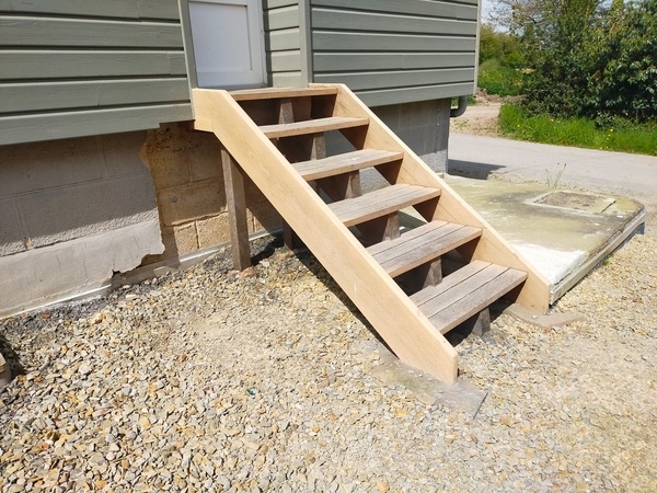 Escalier extérieur 5 marches