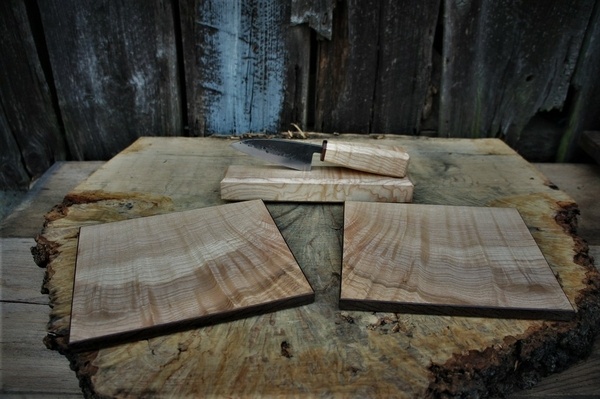 Ensemble couteau-planches à découper