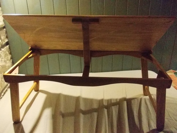 Tablette pour lire au lit