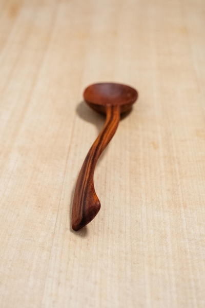 Cuillère pas droite