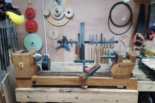 Tour à bois fait maison