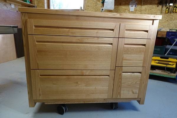 Casserolier en châtaignier