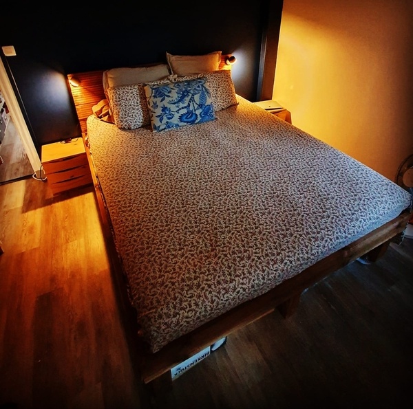 Lit Double - Sapin & Planches de Terrasse