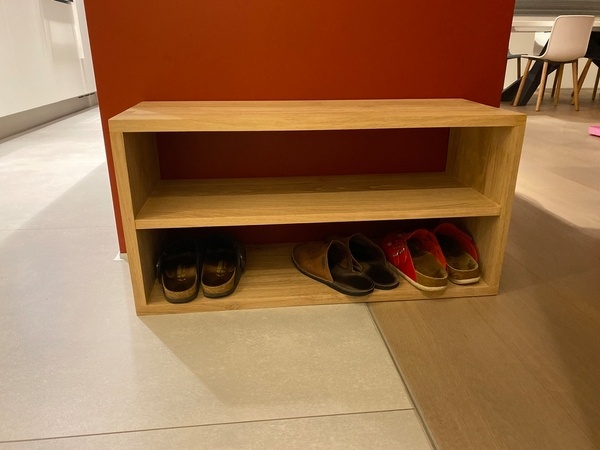 Petit meuble à chaussure/banc pour l'entrée