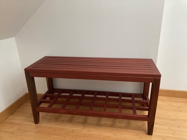 Banc de salle de bain en lames de terrasse