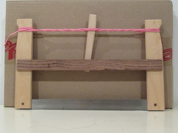 Petite scie à cadre jouet !