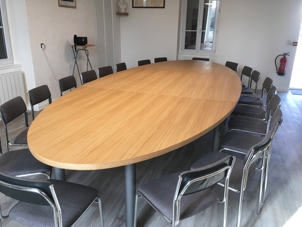 Table de reunion elliptique