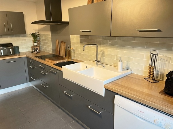 Plan de travail et restauration d'une cuisine