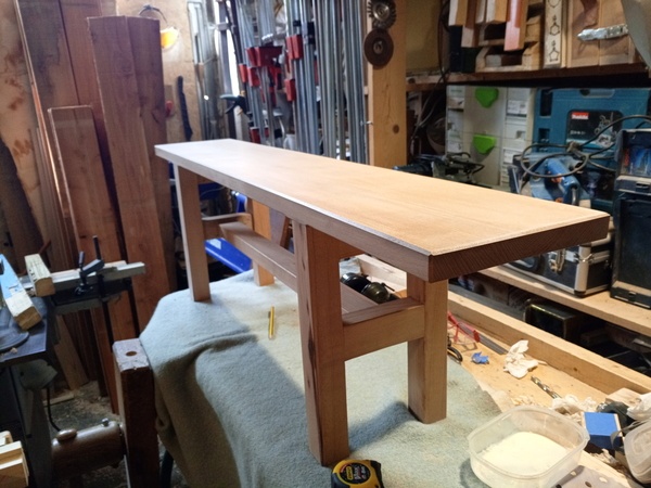 Banc rustique en hêtre