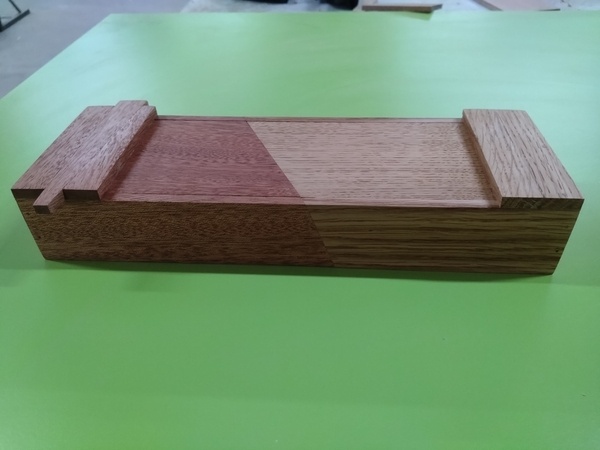 Test boîte type boîte a outils japonaise