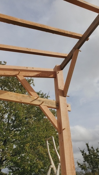 Une petite charpente - chantier école