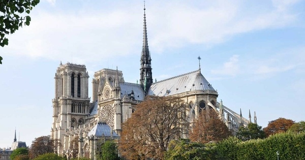 Reconstruction flèche Notre-Dame