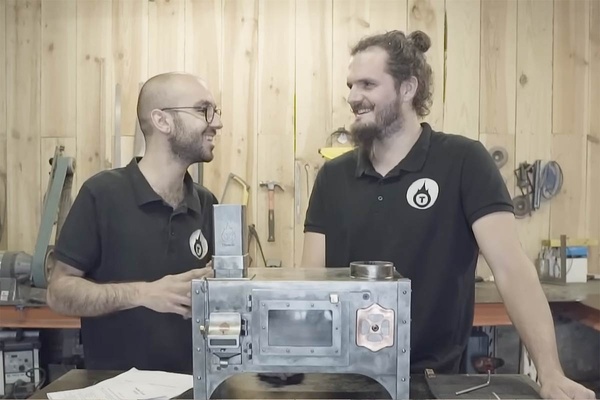 Un petit poele à bois magique qui ne consomme presque rien