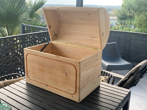 Coffre à jouets type coffre pirate