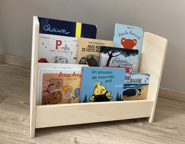 Bibliothèque pour enfant type Montessori