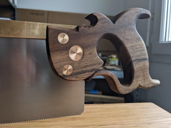 Scie à dos / à tenon