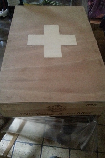 Armoire à pharmacie