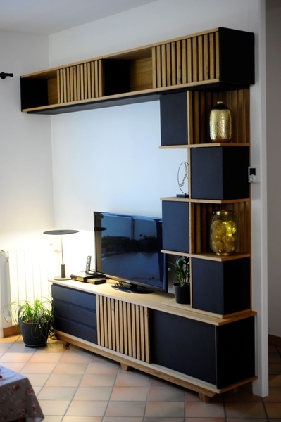 Meuble TV à claire-voie