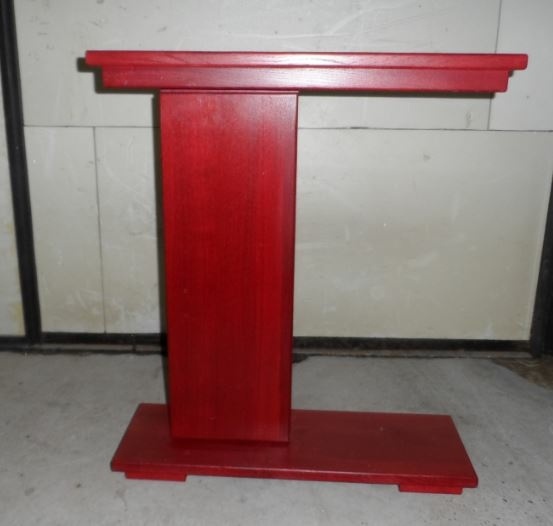 Console chêne  teintée en rouge