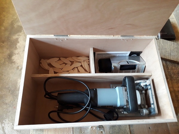 Boite pour lamelleuse
