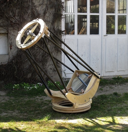 Télescope 400 mm,  avec tous les détails jamais révélés!