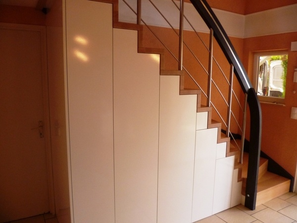 Escalier design avec rangement