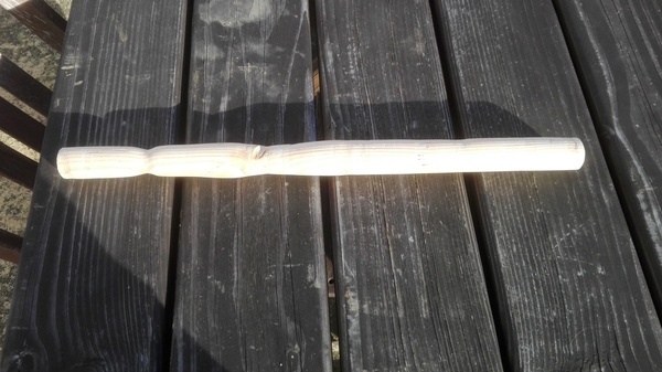 Un bout de bois rond!