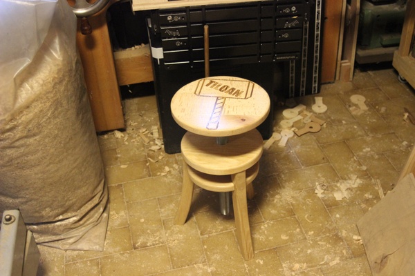 Duo de Tabourets Réglables