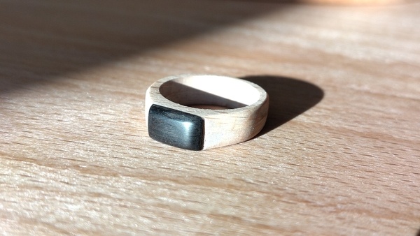 Chevalière hêtre et ébène