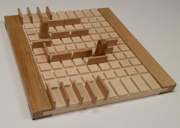 Fabrication d'un jeu de quoridor (100% outils manuels)