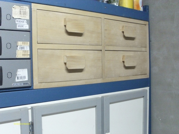 Meuble de rangement dans l'atelier