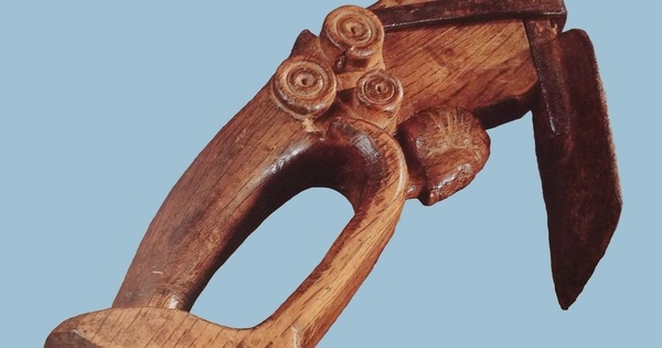 Une collection d'herminettes