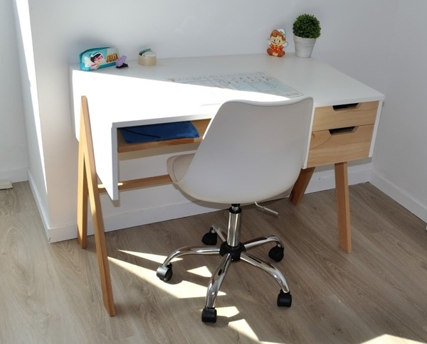 Bureau pour ma fille de 7 ans