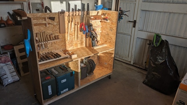 Aménagement de l'atelier 3eme partie: création d'un meuble