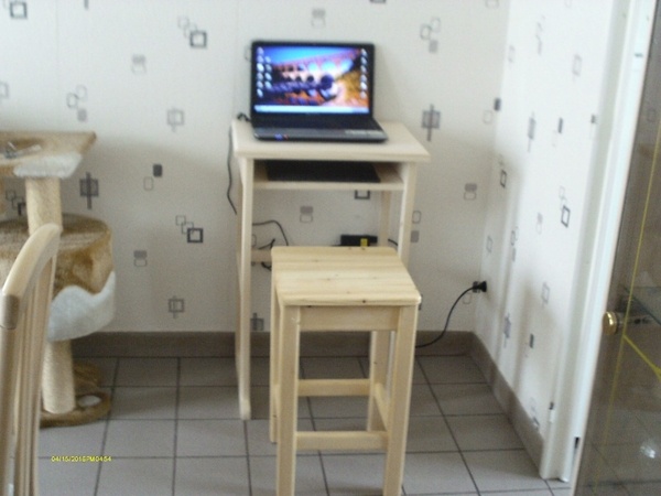 Petit bureau pour ordinateur