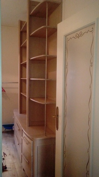 Bibliothéque en chêne blanchi