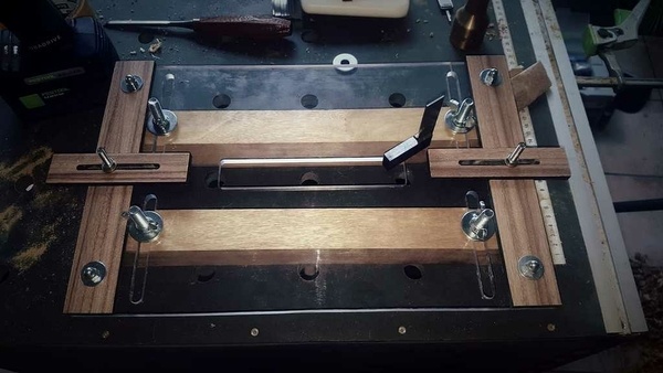 Gabarit à mortaiser