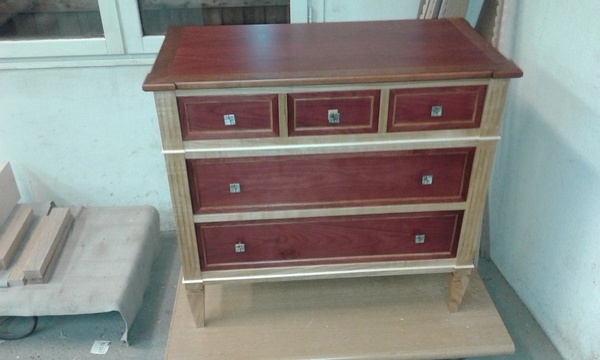 Une commode bien pratique