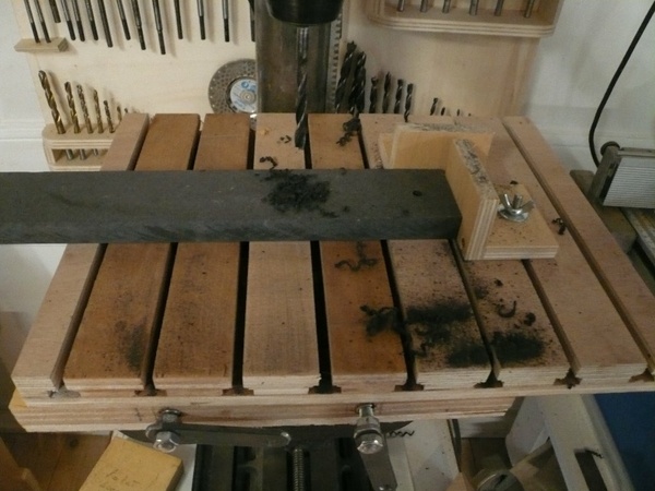 Petite table vite fait pour perceuse à colonne