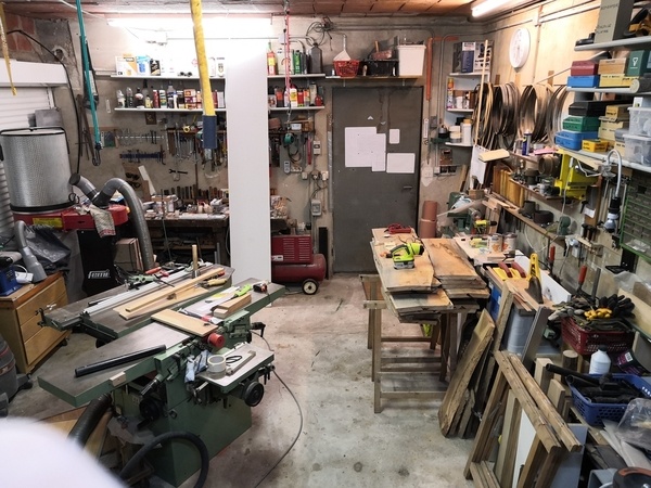 Vers la porte de sortie.