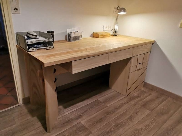 Bureau "Macaque Japonais"