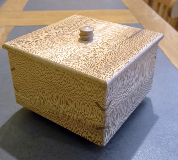 Boite en Platane et Noyer