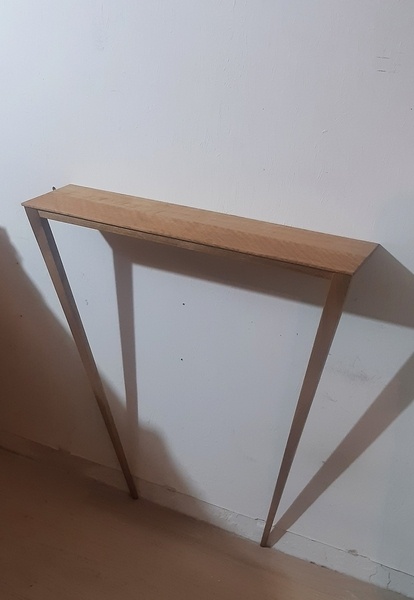 Une deuxième console murale