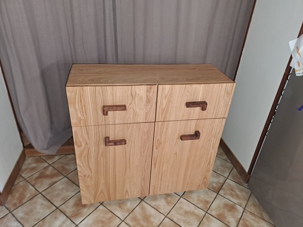 Meuble cuisine: intégration poubelles