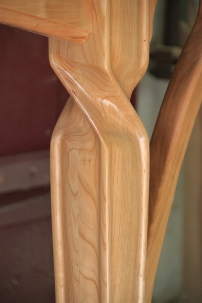 Table style art nouveau