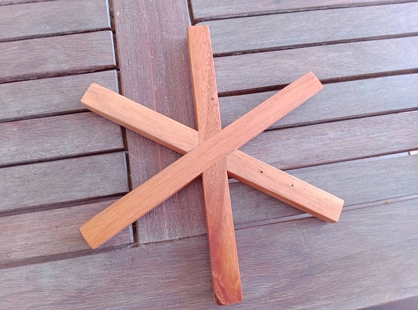 Dessous de plat en Aito (casuarina equisetifolia)