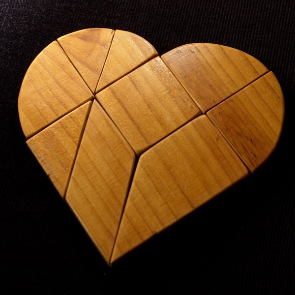 Tangram -Coeur Brisé-