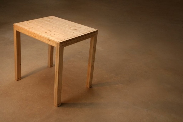 Table de bar haute en sapin du nord